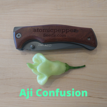 Load image into Gallery viewer, Aji Confusion 10+ Isolated Seeds Capsicum Baccatum